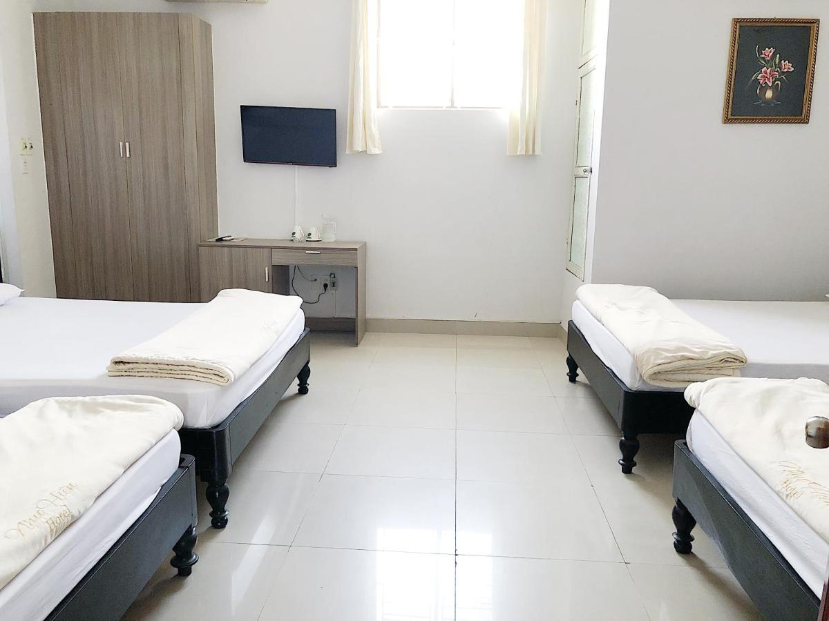 Nhu Hien Hotel フエ エクステリア 写真
